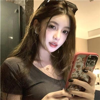 女魔